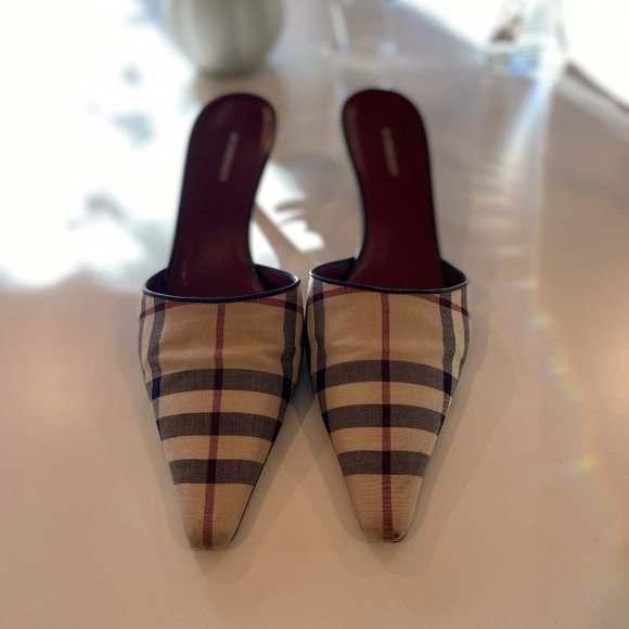 BURBERRY Nova Check Pointed Toe Mules - Picture 6 of 6
